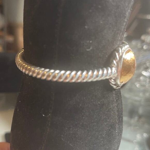Hinged bangle bracelet citrine and gold accents - Picture 7 of 9